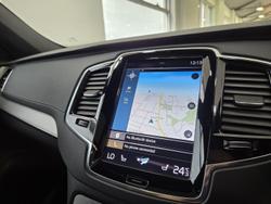 2021 Volvo XC90 T6 R-Design