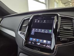 2021 Volvo XC90 T6 R-Design