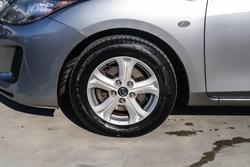 2012 Mazda 3 Neo