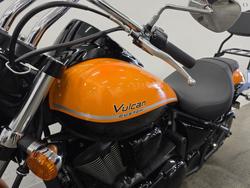 2021 Kawasaki VULCAN 900 (VN900) CLASSIC Orange