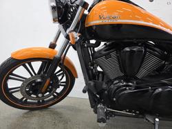 2021 Kawasaki VULCAN 900 (VN900) CLASSIC Orange