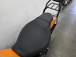 2021 Kawasaki VULCAN 900 (VN900) CLASSIC Orange