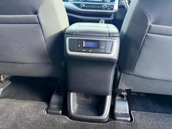 2016 Toyota Kluger GX