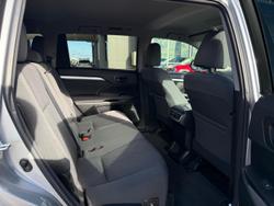 2016 Toyota Kluger GX