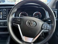 2016 Toyota Kluger GX