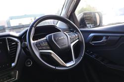 2022 Isuzu D-MAX LS-U