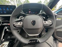 2025 Peugeot 2008 GT Hybrid