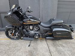 2026 Indian CHALLENGER DARK HORSE BLACK