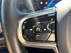 2022 Volvo XC60 B5 Inscription