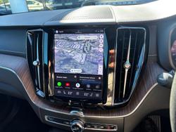 2022 Volvo XC60 B5 Inscription