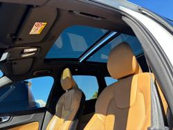 2022 Volvo XC60 B5 Inscription