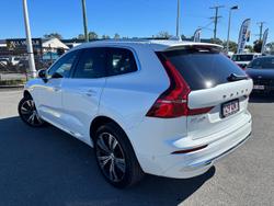 2022 Volvo XC60 B5 Inscription