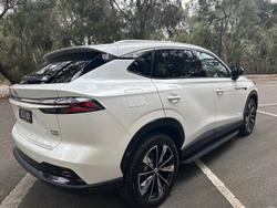 2025 MG HS Super Hybrid Essence AS33P MY25 Pearl White