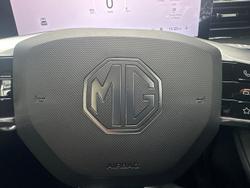 2025 MG HS Super Hybrid Essence AS33P MY25 Pearl White