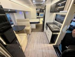 2017 Sunliner Navian