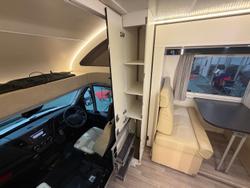 2017 Sunliner Navian