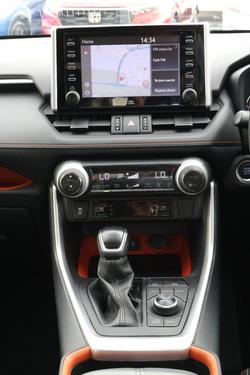 2020 Toyota RAV4 Edge