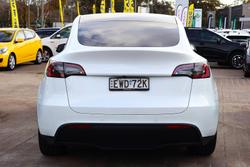 2022 Tesla Model Y Rear-Wheel Drive