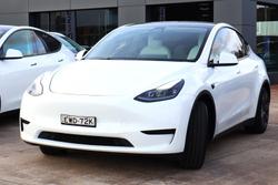 2022 Tesla Model Y Rear-Wheel Drive