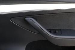 2022 Tesla Model Y Rear-Wheel Drive