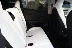 2022 Tesla Model Y Rear-Wheel Drive