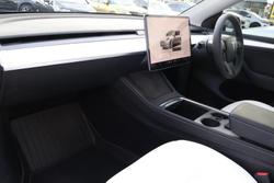 2022 Tesla Model Y Rear-Wheel Drive