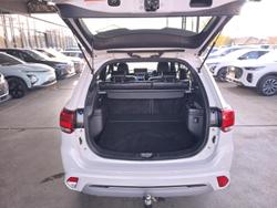 2019 Mitsubishi Outlander PHEV Exceed