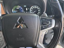 2019 Mitsubishi Outlander PHEV Exceed