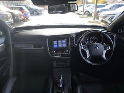 2019 Mitsubishi Outlander PHEV Exceed