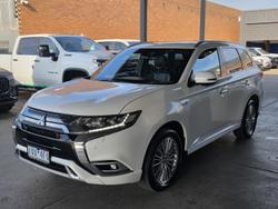 2019 Mitsubishi Outlander PHEV Exceed