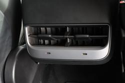 2022 Tesla Model Y Rear-Wheel Drive