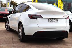 2022 Tesla Model Y Rear-Wheel Drive