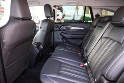 2022 Isuzu MU-X LS-T