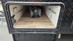 2026 Leader Caravans 1960_C_K1e10b Gold Le Chillax 196'