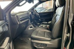 2022 Ford Everest Platinum