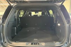 2022 Ford Everest Platinum
