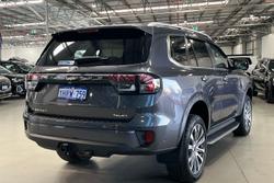 2022 Ford Everest Platinum