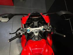2026 Ducati PANIGALE V2 S RED