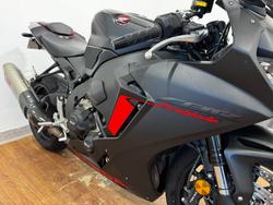 2017 Honda CBR1000RR (FIREBLADE) ABS Black