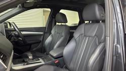 2024 Audi Q5 40 TDI Sport