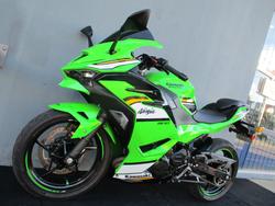 2025 Kawasaki NINJA 500 SE (LAMS) GREEN/KRT