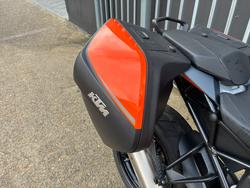2022 Ktm 1290 SUPER DUKE GT ORANGE