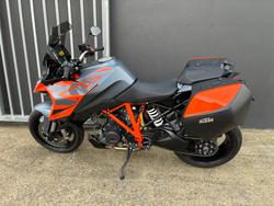 2022 Ktm 1290 SUPER DUKE GT ORANGE