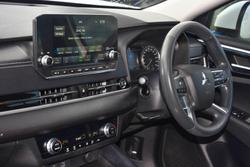 2021 Mitsubishi Outlander ES