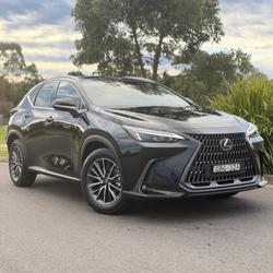 2026 Lexus NX 450h+ Luxury