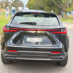 2026 Lexus NX 450h+ Luxury