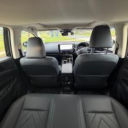 2026 Lexus NX 450h+ Luxury