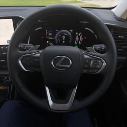 2026 Lexus NX 450h+ Luxury
