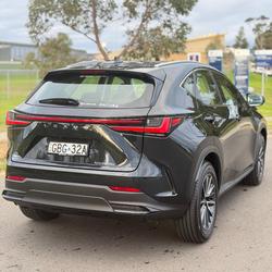 2026 Lexus NX 450h+ Luxury