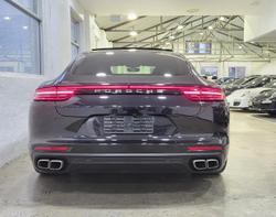 2017 Porsche Panamera Turbo